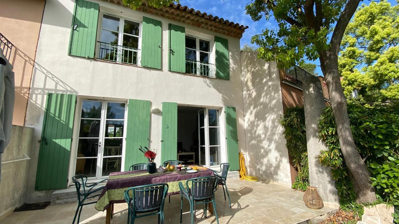 Villa Kleine Auszeit Grimaud Esterno foto